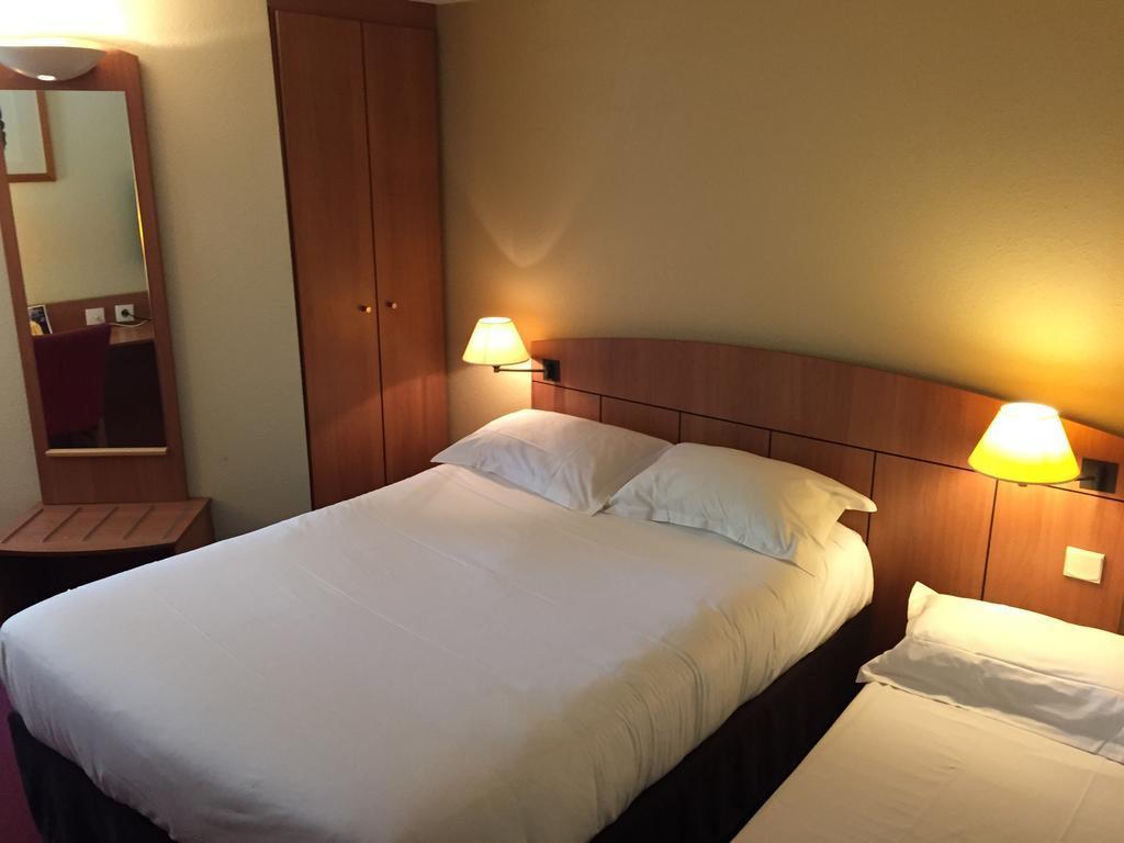 Kyriad Geneve St-Genis-Pouilly Saint-Genis-Pouilly Exterior foto